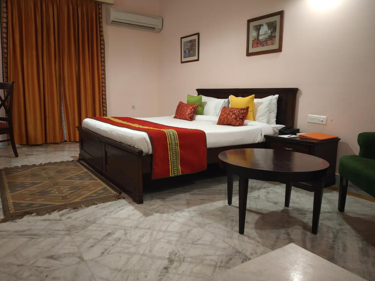 Bijolai Palace - A Inde Hotel , Jodhpur Jodhpur  Dış mekan fotoğraf